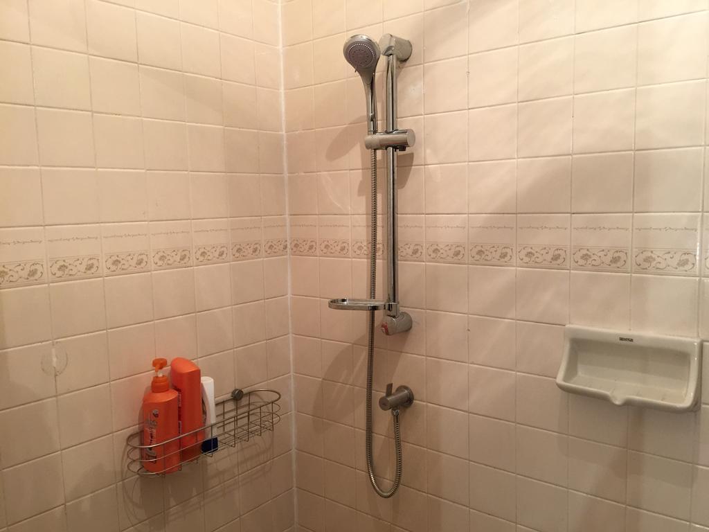 42 Guest House Bangkok Ngoại thất bức ảnh